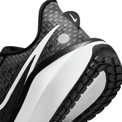 Mens Nike ZoomX Vomero 17